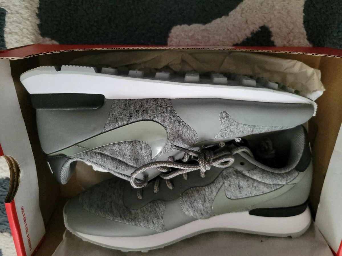 Nike internationalist clearance fleece