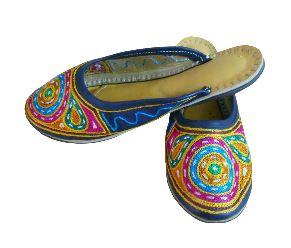 Handmade Leather Women Clogs US 10 Indian Juttis Slip On Casual Flats-image