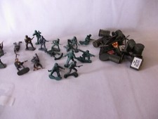 Plastic Soldier Lot  Accessories USA German Green Grey Signs Barrels Marx