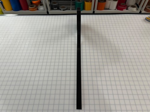 Cinta Reflectante Negra 1" 3M 680 Tipo 1 Grado Ingeniero Refleja Blanco Scotchlite - Imagen 3 de 9