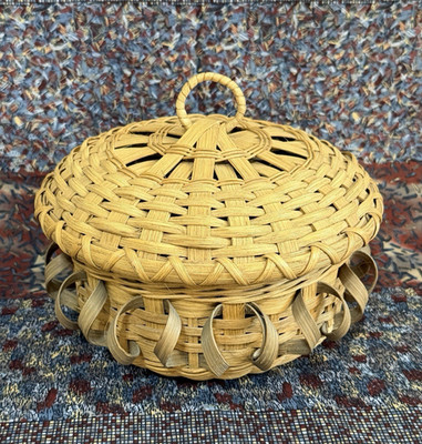 Passamaquoddy Curly Lidded Native American Basket 6'' x 9''  Signed - 1996
