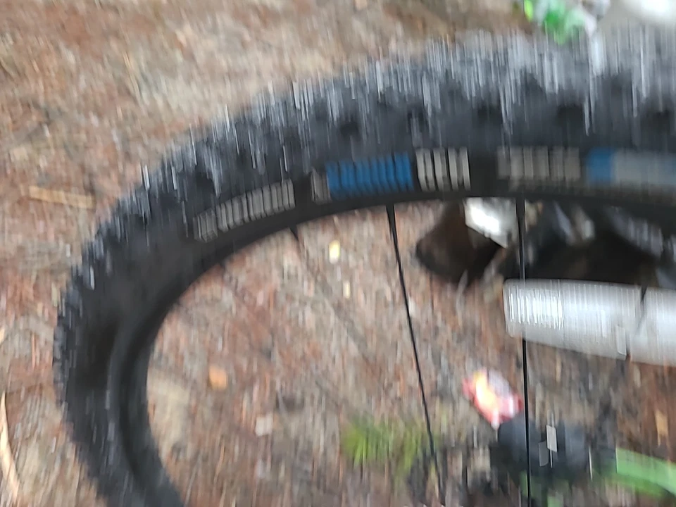 Bicicleta de montaña Kona Honzo Foto 3 de 4