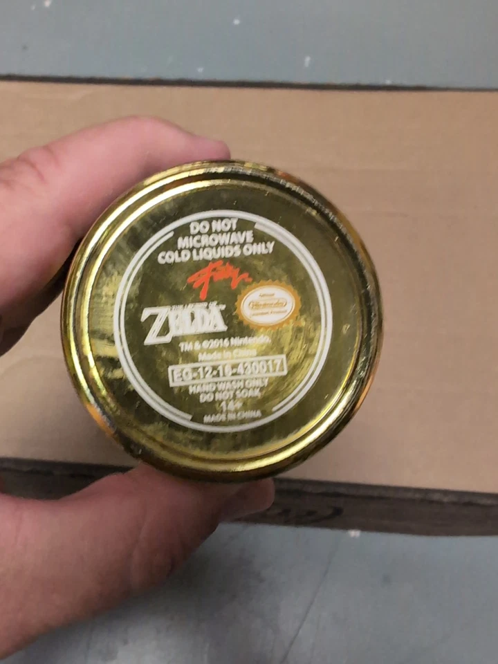 Lote de vasos de metal Super Mario Brothers Mario y Luigi, Plus Zelda 2016 Foto 4 de 4