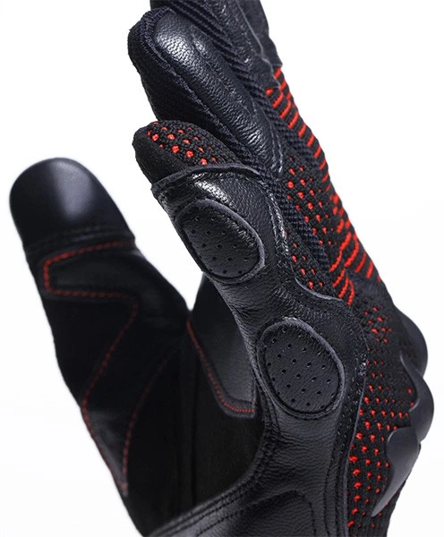 Black Fluo Red, photo 5 of 7