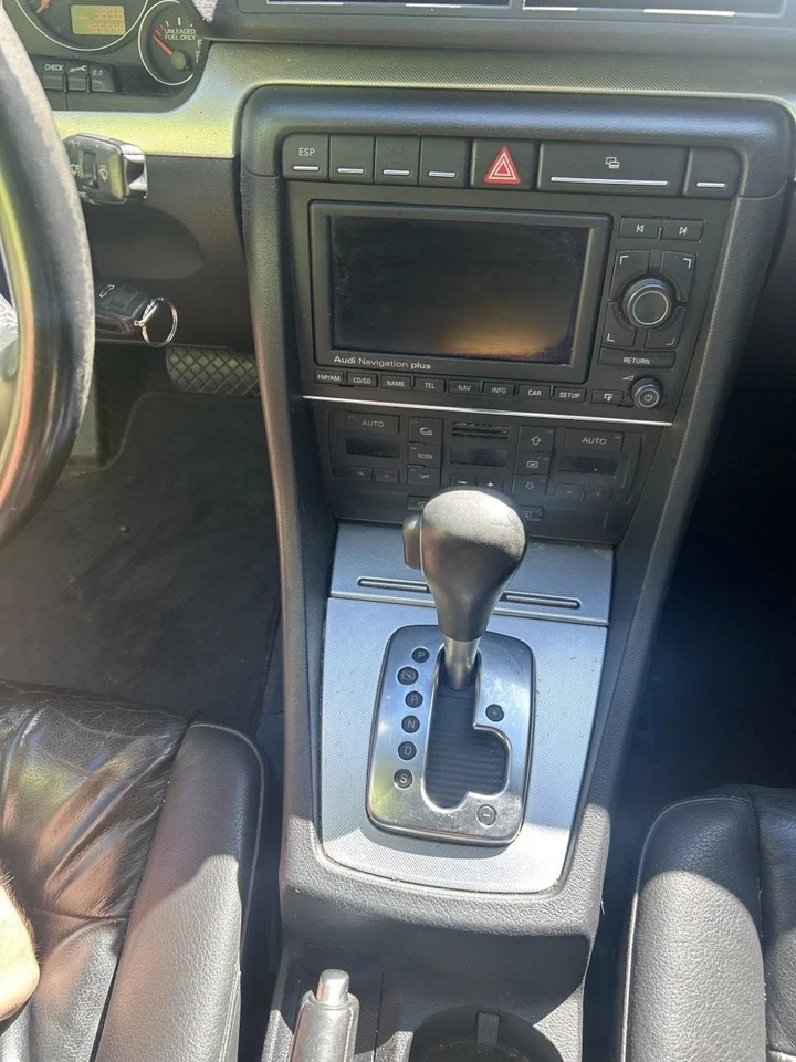 Солнцезащитный козырек для водителя седана без подсветки подходит для 02–08 AUDI A4 1406776 - Изображение 4 из 4