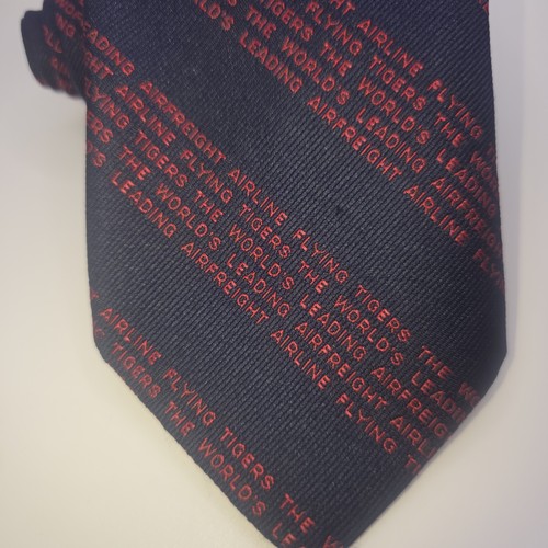 VTG Givenchy Gentlemen Paris Tie Mens 57in X 4in Blue Red Text POLYESTER/SILK - Picture 5 of 14