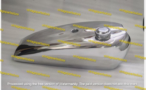 New SB36 Trackmaster Ducati Alloy Polished Fuel Tank With Bayonet Type Fuel Cap - Picture 2 of 4