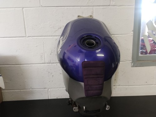 SERBATOIO BENZINA ORIGINALE KAWASAKI ZZR 600 ANNI 1997 1998 1999 2001 - Foto 16 di 22