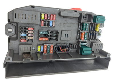 08-14 BMW E70 X5 E71 X6 Power Distribution Cabin Relay Fuse Box 3.0L