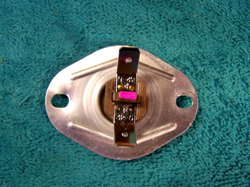 Carrier Bryant Payne HH18HA452A HH18HA452 rollout limit switch HH18HA252 L250F - 第 1/2 張圖片