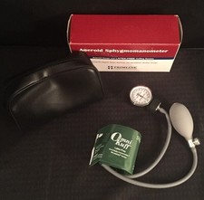 NEW TRIMLINE Aneroid Sphygmomanometer Omni Kuff Child Size 2275 w/Case