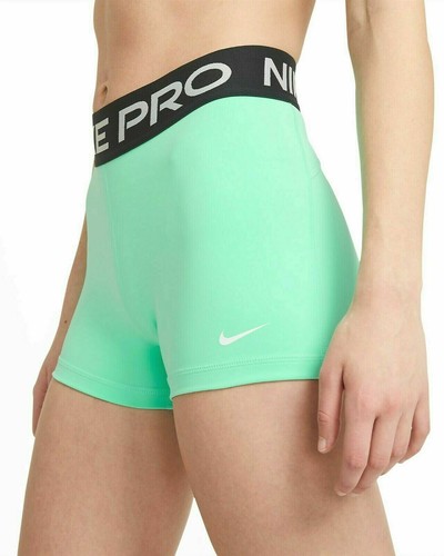 Nike pro Women's shorts 3\
