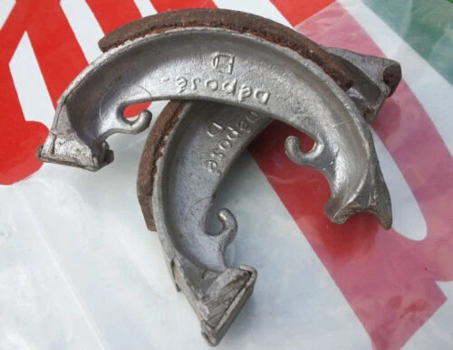 Amortisseurs et freins pour motocyclette de collection Motobécane