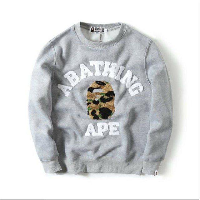 sweater a bathing ape