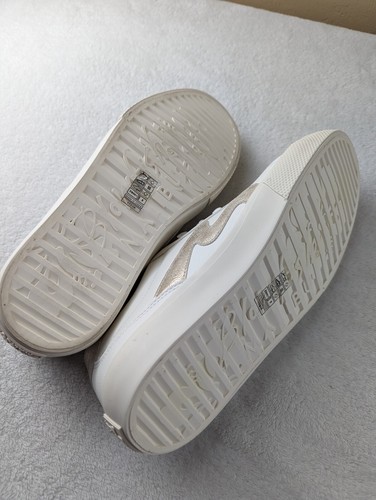 Blowfish Malibu Women's Vice Sneaker ZS-1736/VICE White Ella Gold Voyager US 8 - Picture 3 of 7