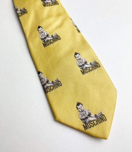 RARE* VINTAGE 100% Silk [ MOSCHINO ] Yellow Novelty Neck Tie Made in Italy Mens - Picture 1 of 5