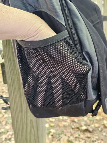 Jansport Messenger / Laptop Overnight Bag. Schwarz/Grau/Blau, mehrere Taschen. - Bild 4 von 15