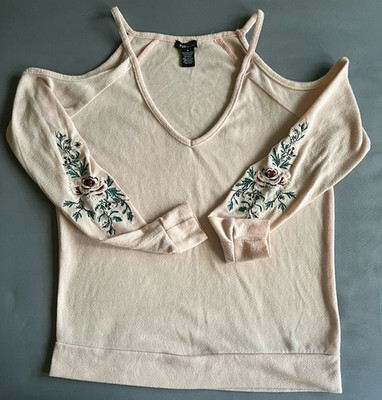 rue21 Beige Knit V-Neck Pullover Sweater Floral Embroidered Long Sleeve S