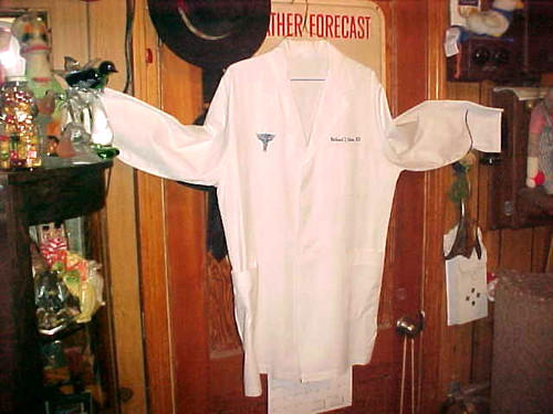 MD DOCTOR LAB PATIENT WHITE COAT CADUCEUS WINGS SNAKES HERMES MERCURY FREE SH