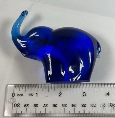 Vintage Pilgrim Glass Cobalt Blue Elephant Figurine Paperweight