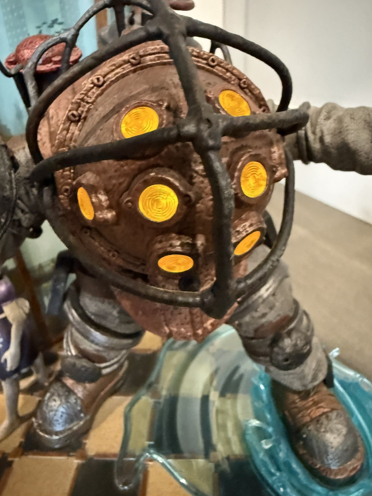2K Games BioShock 10th Anniversary 11" Statue - No Game or box