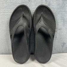 OOFOS Recovery Sandals Flip Flops M10 W12 Black Comfort Unisex Classic