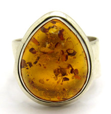 VINTAGE STERLING SILVER NATURAL BALTIC AMBER TEARDROP SHAPED WIDE BAND RING .925