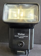 Vivitar Zoom Thyristor 2500 Auto Electronic Bounce Flash HOT Shoe Mount