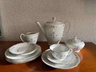 Schöne Kaffeeservice Tee Tasse Kaffeekanne Teller Porzellan Kahla Zwiebelmuster