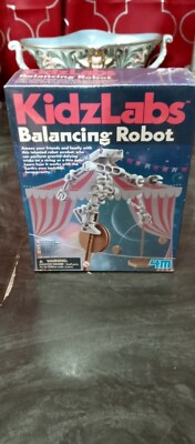 NEW Sealed KidzLabs Balancing Robot Acrobat by 4M Science Kit