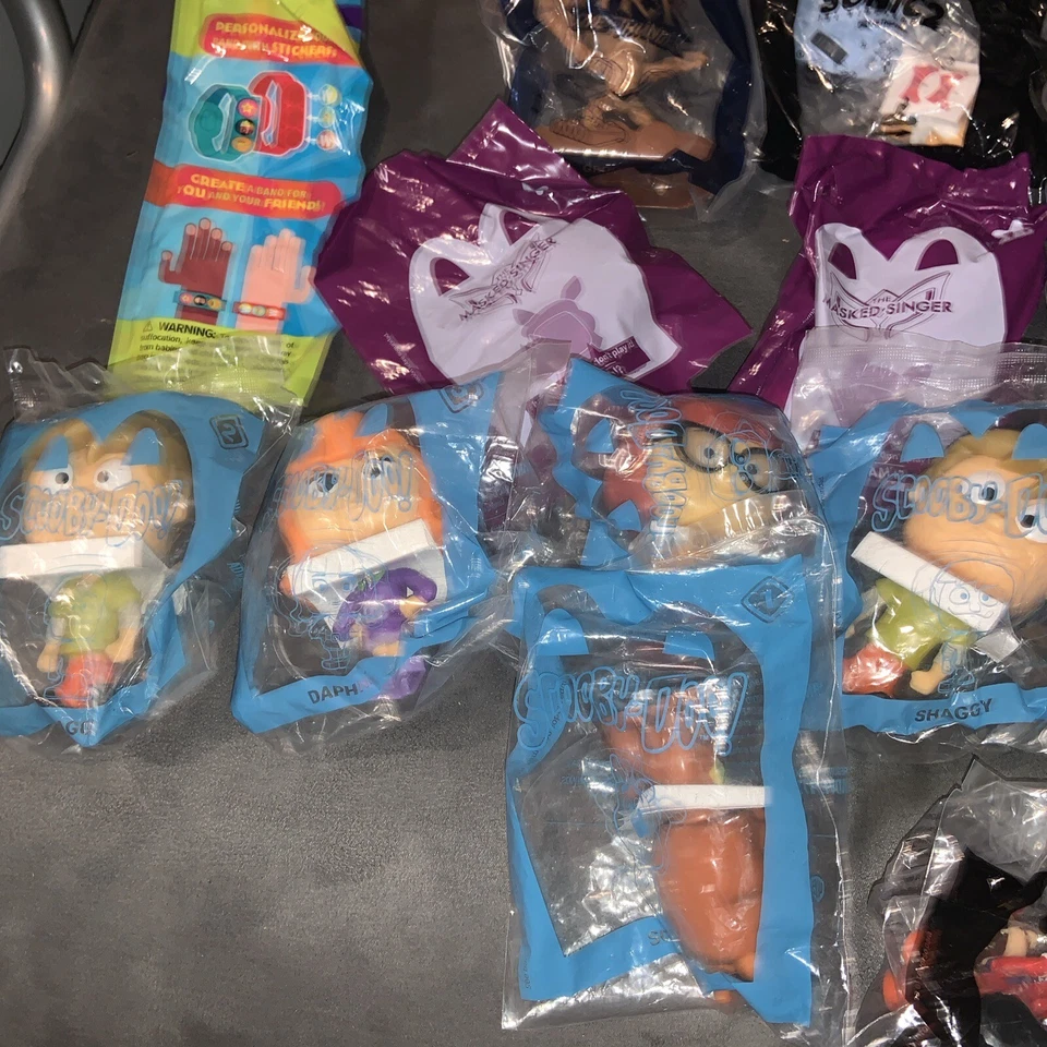 Lote De 32 Nuevos En Paquete McDonald's Happy Meal Juguetes Mario Marvel Scooby Doo Nuevos Foto 3 de 4