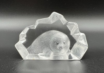 Mats Jonasson Lead Crystal Swedish Art Glass Seal Paperweight 2  Sweden Signed