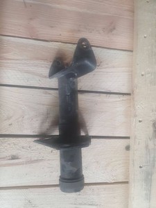 Volkswagen PASSAT B5 1998 Vorne rechts Halterung Stoßstange Stoßfänger vorne