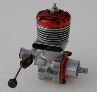 McCoy 19 Red Head Midget Racer Tether Car Engine Dual Ringed Piston Looks Great