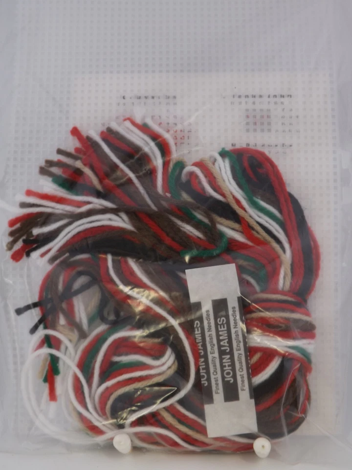 Bálsamo labial navideño Keepers The Needlecraft Shop kit de lona de plástico muñeco de nieve de Santa Foto 2 de 2