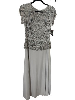 Pisarro nights formal gown size 8 New with tags & extra bead pack