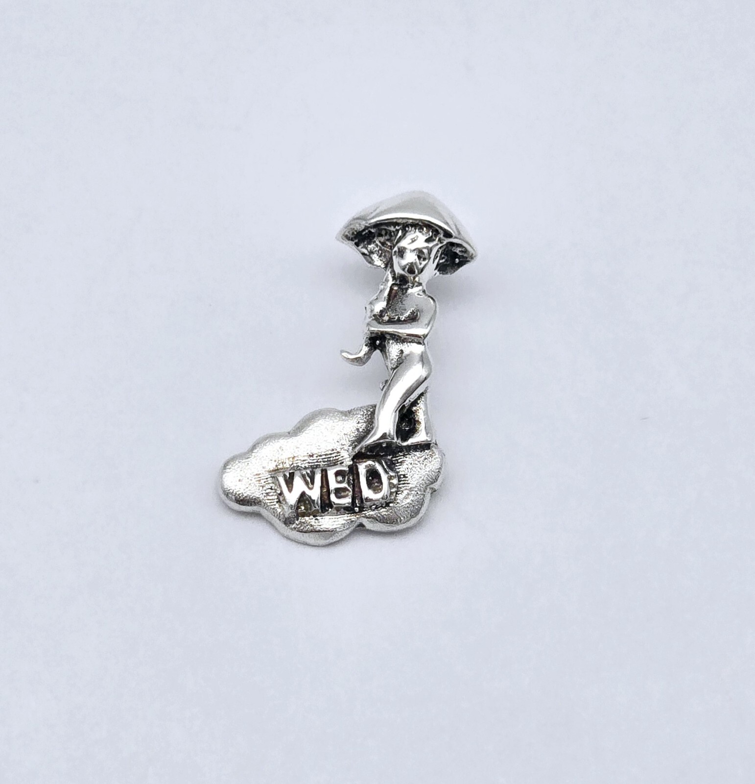 Vintage Wednesday Sterling Silver Day Umbrella Charm Pendant - 2.2g