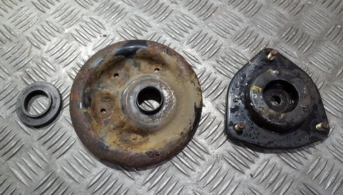 Domlager Federbeinlager Stützlager - Vorne Linke  Nissan Almera DE263897-39