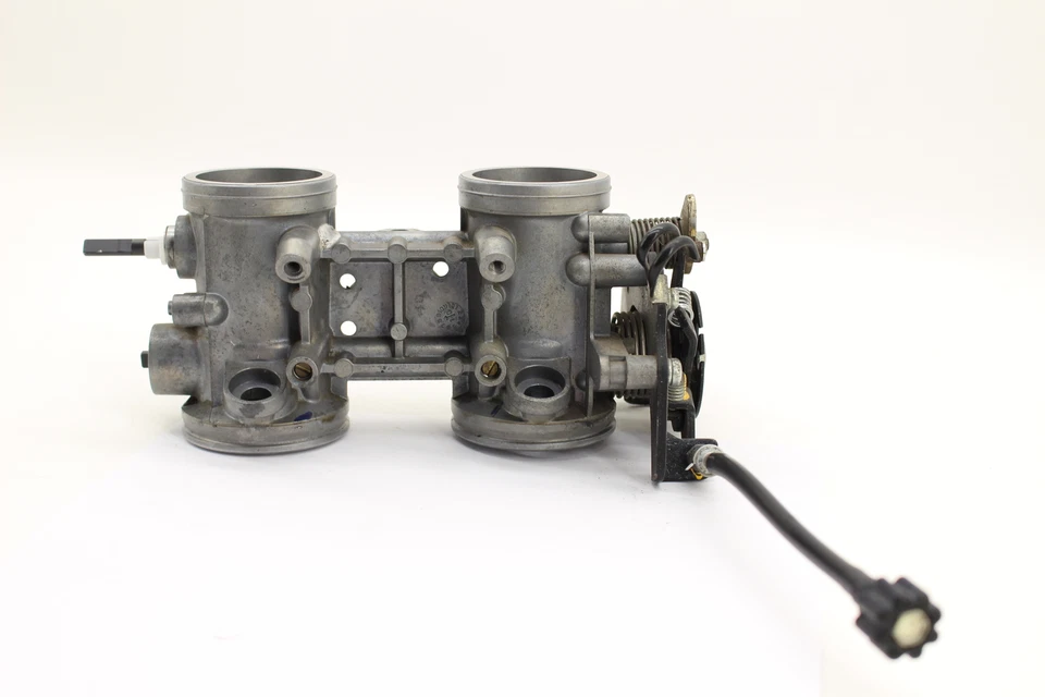 2012 KAWASAKI NINJA 650 MAIN FUEL INJECTOR THROTTLE BODY TESTED 16163-0714 - Imagem 4 de 4