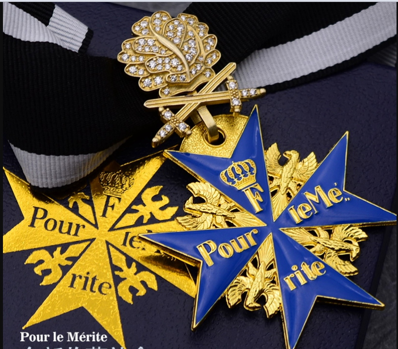 WW1 German Blue Max Pour Le Merite Oakleaves Swords diamonds Medal