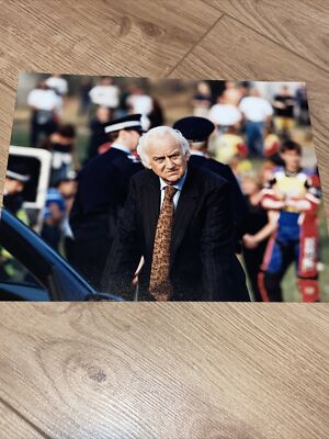 John Thaw in Kavanagh Q.C - original 1999 press photo. The Sweeney actor