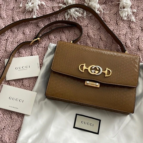 This Brand's Handbags Have Officially Taken Over the Fashion World | Gucci  shoulder bag, Gucci bag, Bags