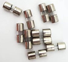 Lot of 10 Littelfuse 301 Glass Fuses 6 Amp 32 Volt Fast Acting 1/4" x 5/8"