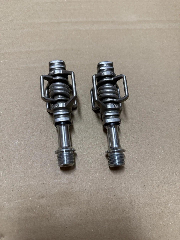 Pedales de bicicleta Crank Bros Brothers vintage batidores de huevos, sin tacos Foto 4 de 4