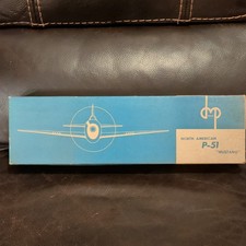 MP North American P-51 Mustang Model Kit, niebieski beż, linia sterująca i swobodny lot