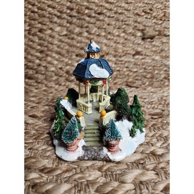 Vintage Christmas ''Winter Gazebo'' Village Decor