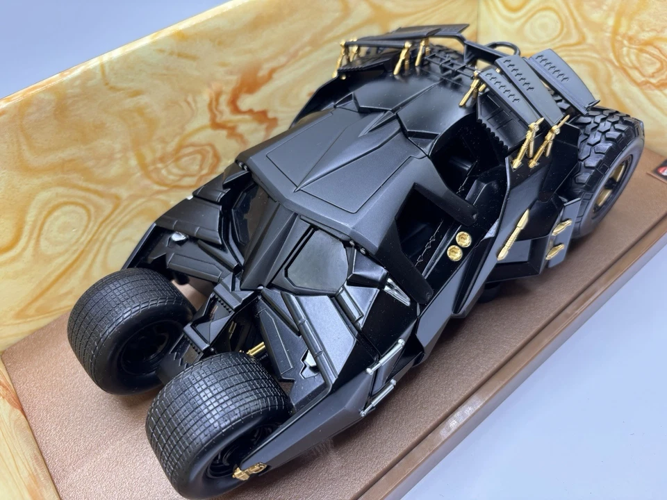 1/18 Batman Dark Knight Batmobile Tumbler - Hotwheels 1:18 - Immagine 4 di 4