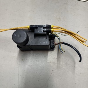 MERCEDES BENZ w201 w126 w124 CENTRAL LOCK VACUUM PUMP 1248001148 E320