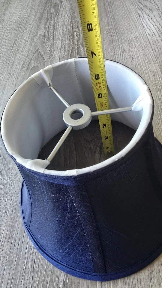 2- Abajur de tecido de cetim azul abajur aranha / 6 3/4" de altura tradicional  - Imagem 2 de 4