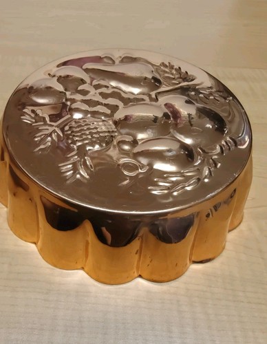 Vintage Copper Mold with Tin Lining Scalloped Fruit Pattern Wall Hanging 7.5” - Picture 2 of 10